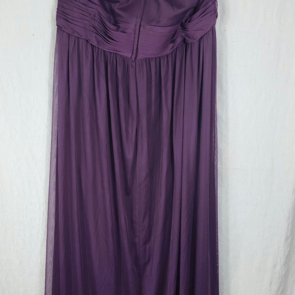 Dress - Picture 3 of 8